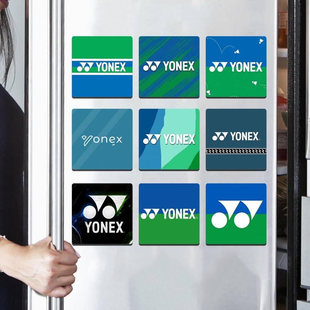 Badminton Photo - ファッションバドミントン Y-Yonex 1pc 冷蔵庫マグネットパーソナライズされた磁気写真ホルダー耐久性のある正方形の画像表面冷蔵庫マグネット